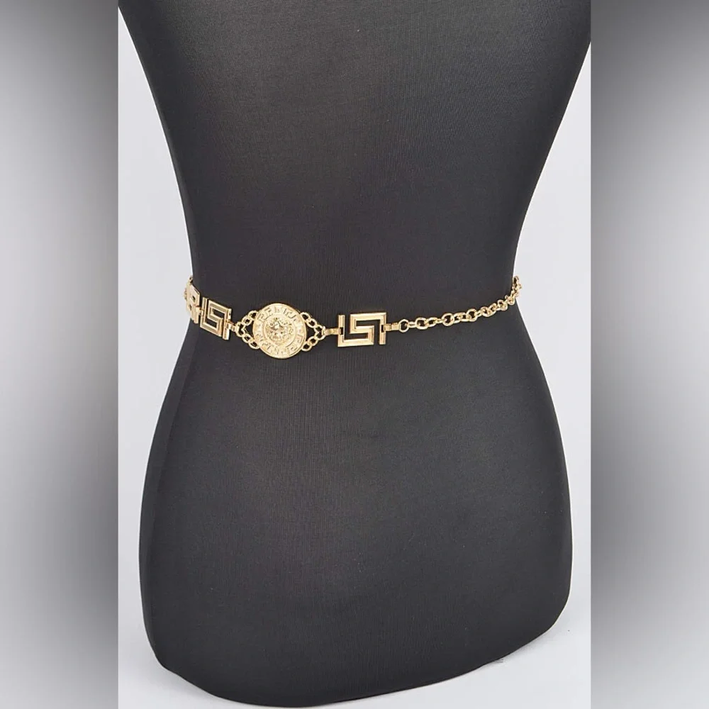 The Royal Metallic Metal Disk Chain Statement Belt